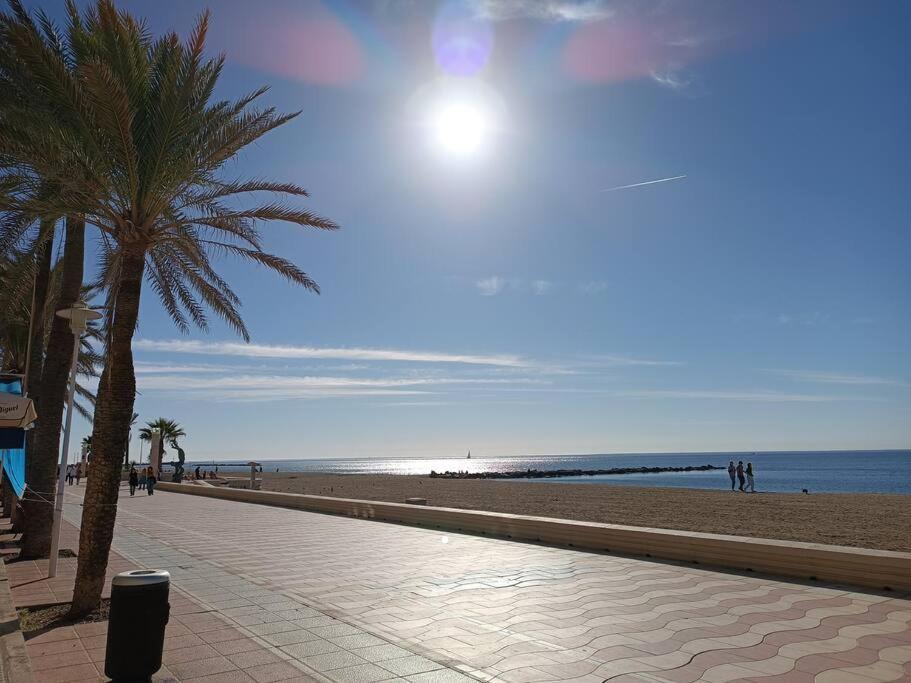 Estupendo Piso Renovado A 30 Metros De La Playa Apartment อัลเมรีอา ภายนอก รูปภาพ