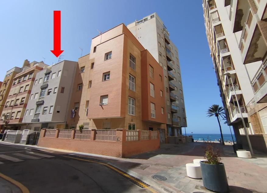 Estupendo Piso Renovado A 30 Metros De La Playa Apartment อัลเมรีอา ภายนอก รูปภาพ